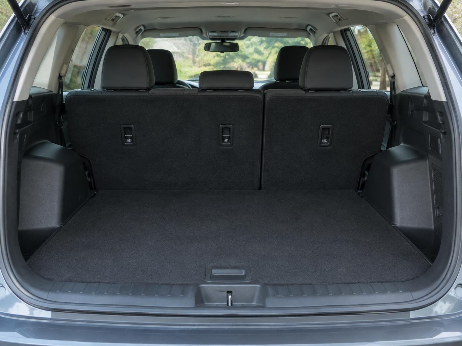 Dog hair, SUV cargo, after