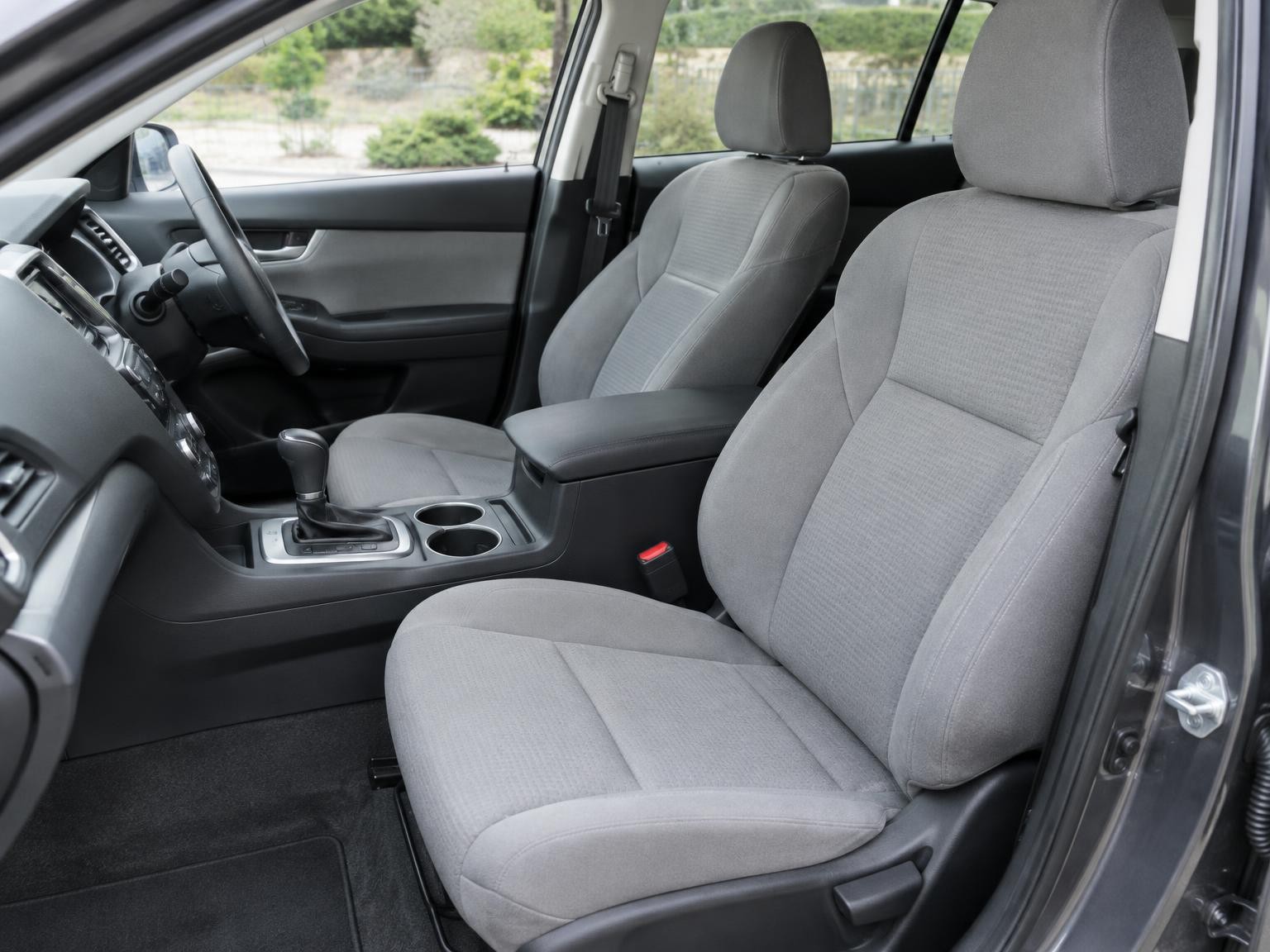 Front seats and console, after
